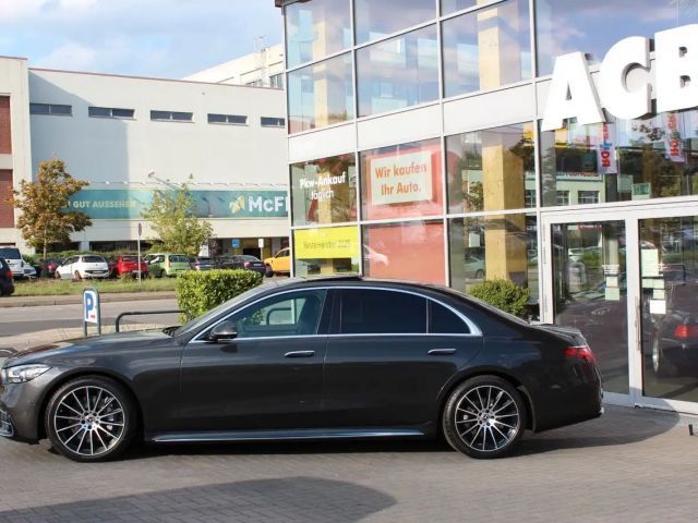 Mercedes-Benz S 400