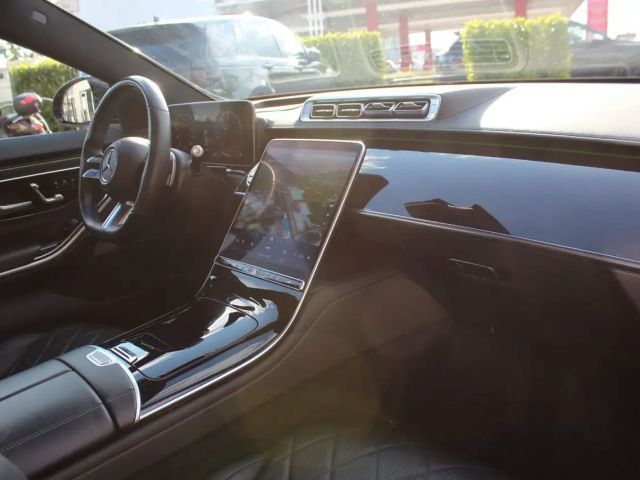 Mercedes-Benz S 400
