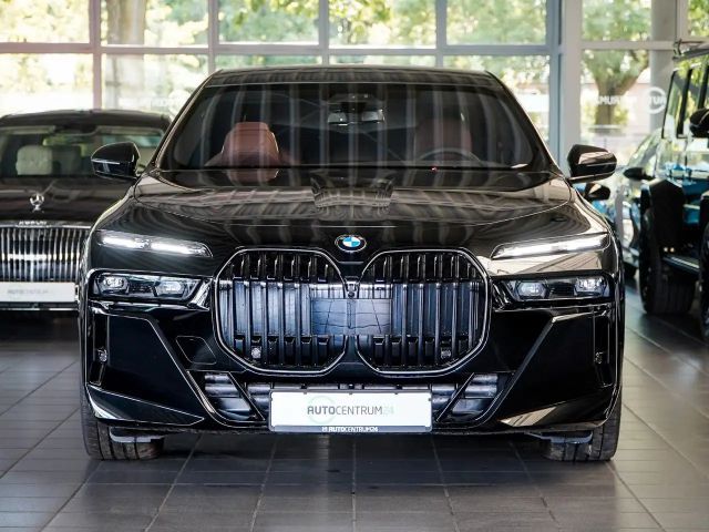BMW 740