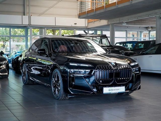 BMW 740