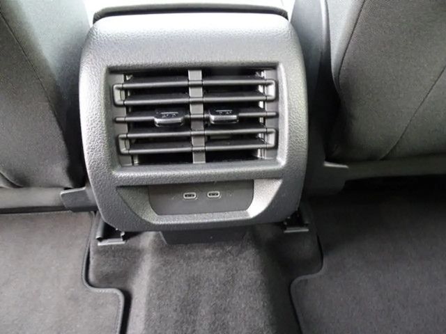 Ford Grand Tourneo