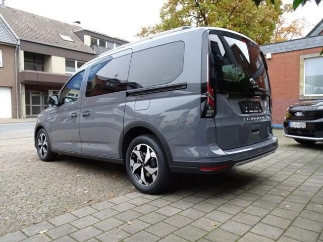 Ford Grand Tourneo