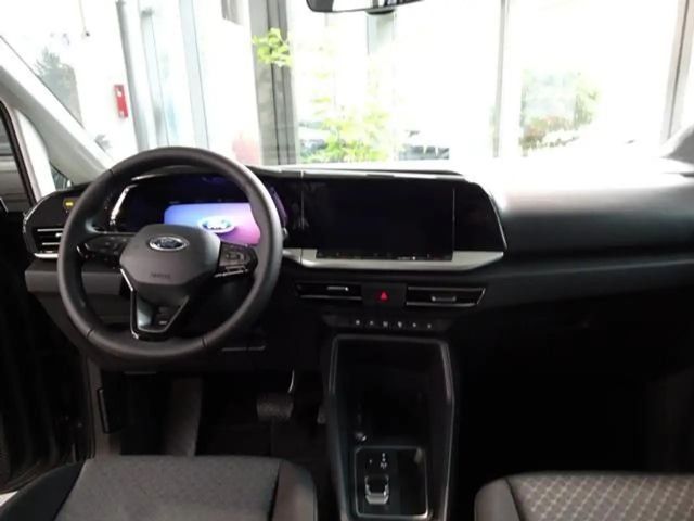 Ford Grand Tourneo