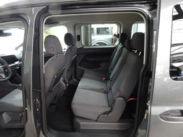 Ford Grand Tourneo