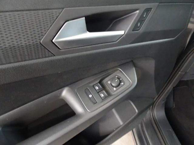 Ford Grand Tourneo