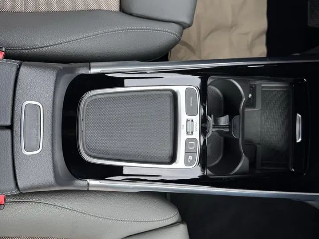 Mercedes-Benz EQB 350