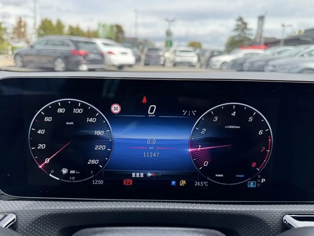 Mercedes-Benz CLA 180