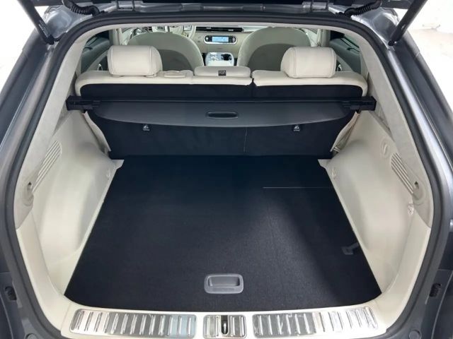 Genesis GV60