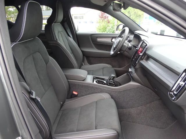 Volvo EX40