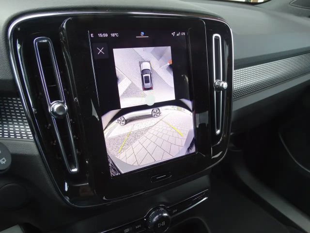 Volvo EX40