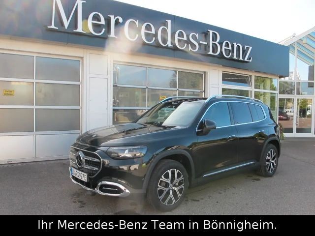 Mercedes-Benz GLB 250