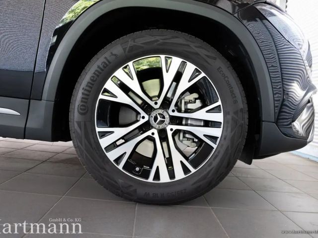 Mercedes-Benz GLA 220