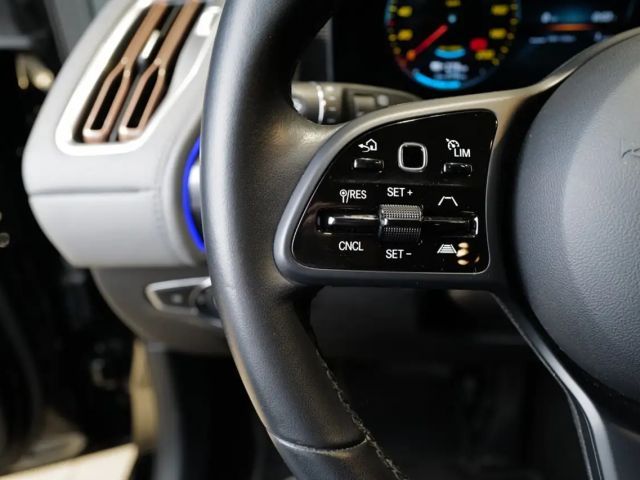 Mercedes-Benz EQC 400