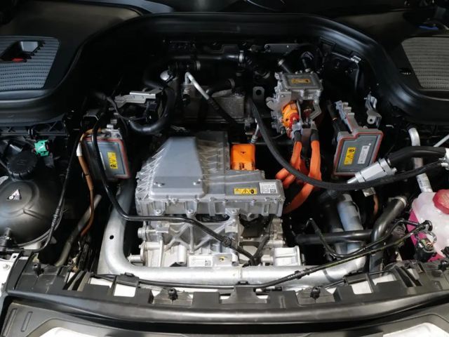 Mercedes-Benz EQC 400