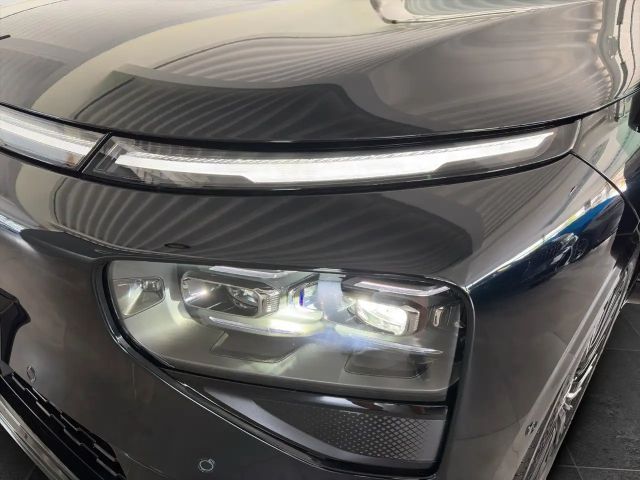 Xpeng G9