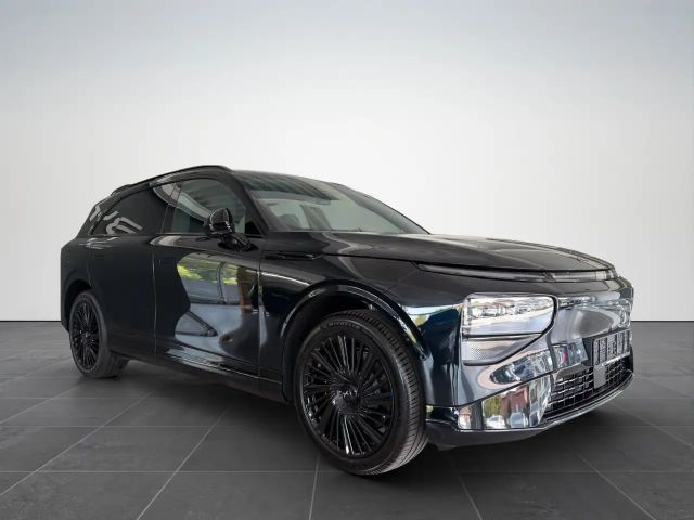Xpeng G9