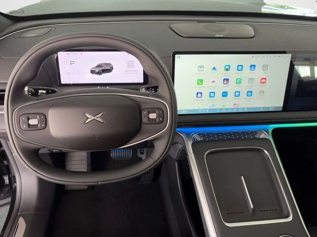 Xpeng G9