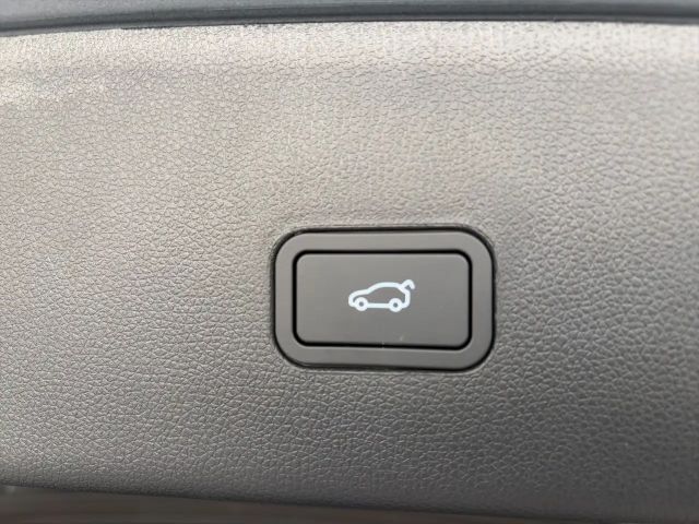 Xpeng G9