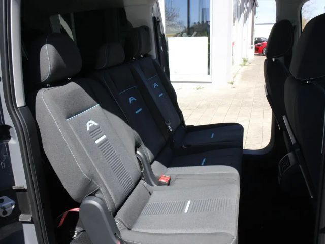 Ford Grand Tourneo