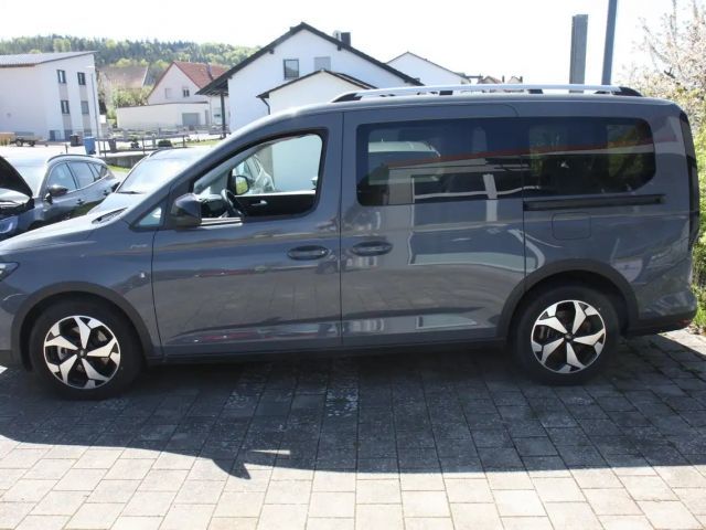 Ford Grand Tourneo
