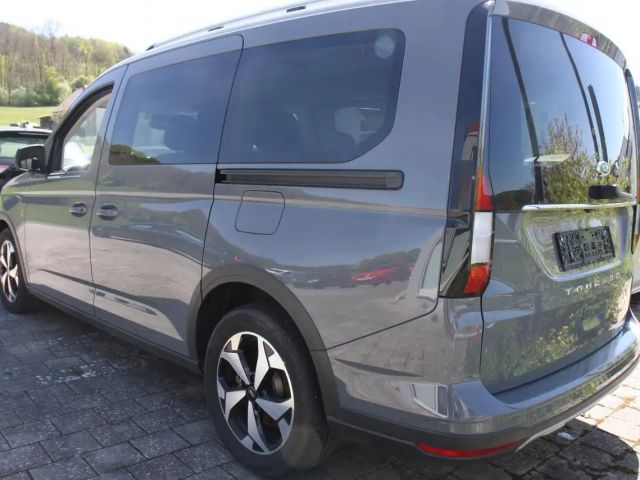 Ford Grand Tourneo