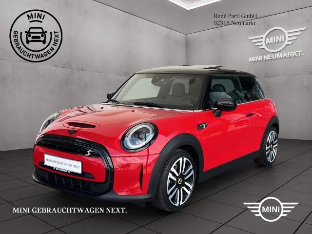 MINI Cooper SE Classic Trim - NAVI LED PANO RFK 2021 Elektrisch