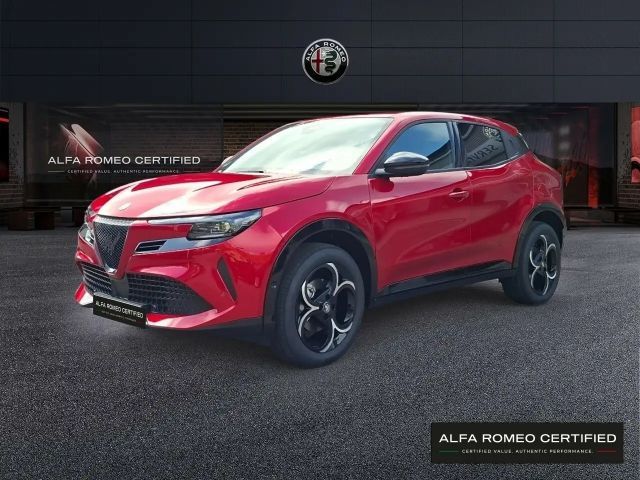 Alfa Romeo Junior Ibrida Ti Q4 1.2 VGT 2026 Hybride / Benzine