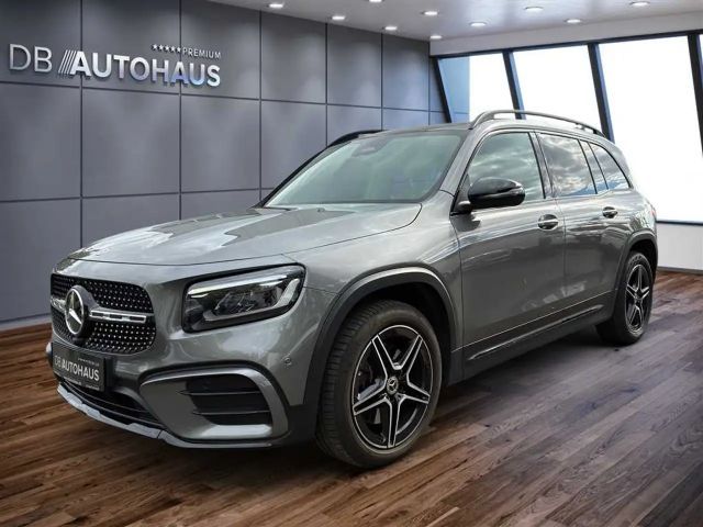 Mercedes-Benz GLB 220