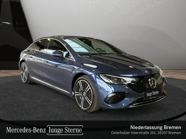 Mercedes-Benz EQE 300