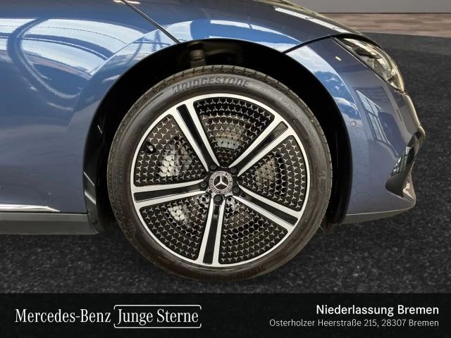 Mercedes-Benz EQE 300