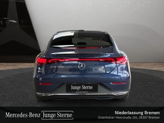 Mercedes-Benz EQE 300