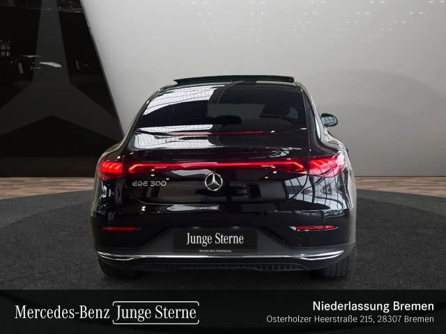 Mercedes-Benz EQE 300