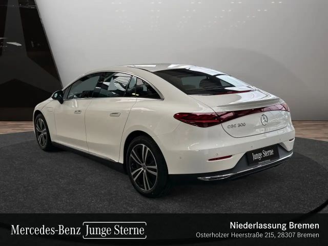 Mercedes-Benz EQE 300