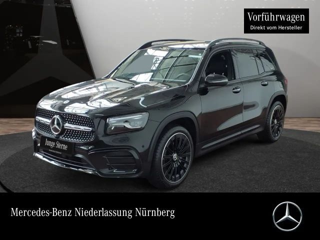 Mercedes-Benz GLB 200 AMG+NIGHT+PANO+MULTIBEAM+KAMERA+TOTW+7G 2026 Benzine