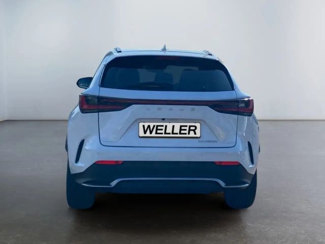 Lexus NX 450h+