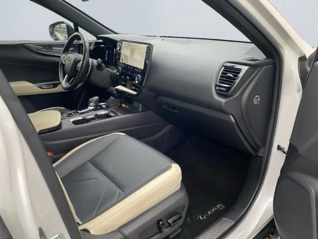 Lexus NX 450h+