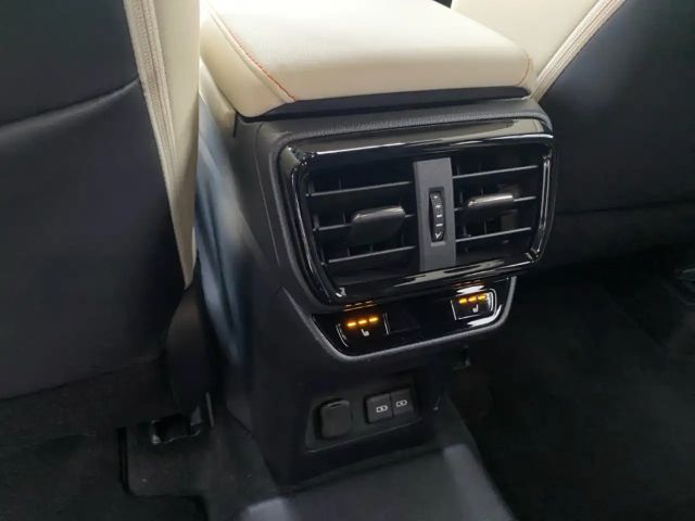 Lexus NX 450h+