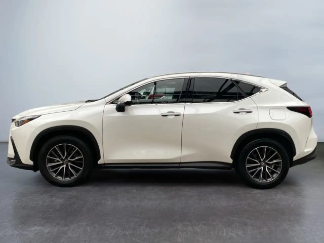 Lexus NX 450h+
