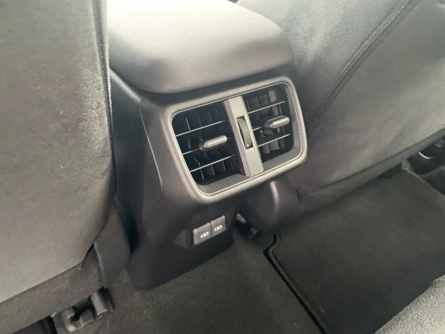 Lexus UX 250h