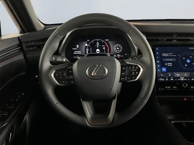 Lexus LBX