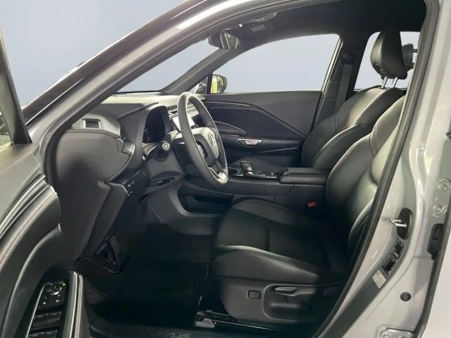 Lexus LBX