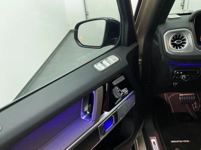 Mercedes-Benz G 400