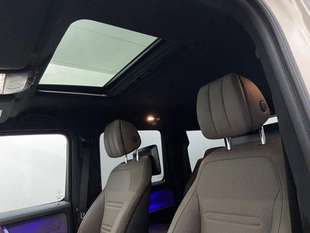 Mercedes-Benz G 400
