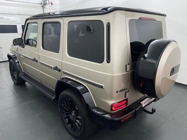 Mercedes-Benz G 400