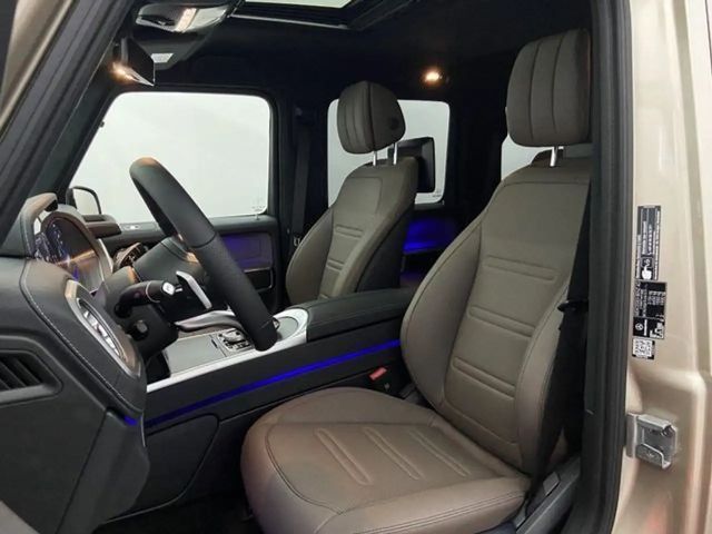 Mercedes-Benz G 400