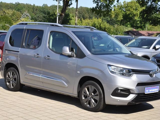 Toyota Proace City