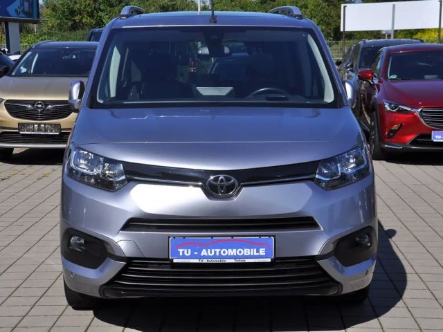 Toyota Proace City