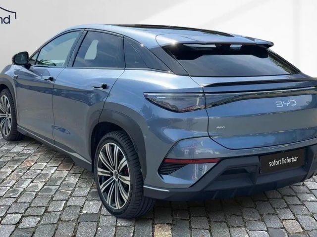 BYD Sealion 7