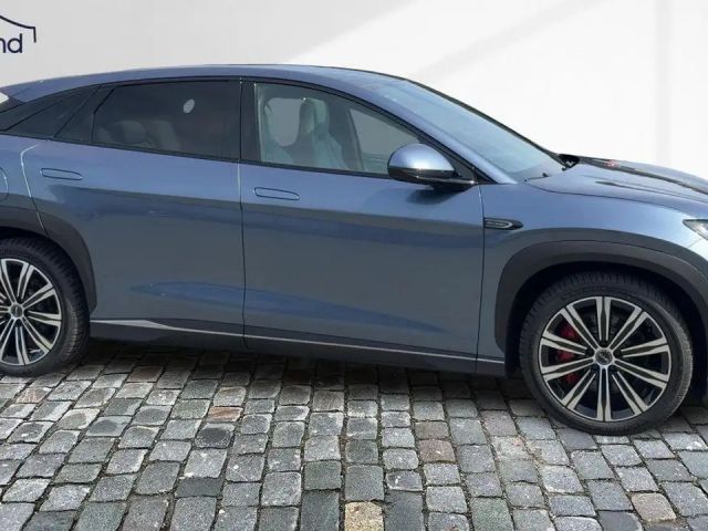 BYD Sealion 7