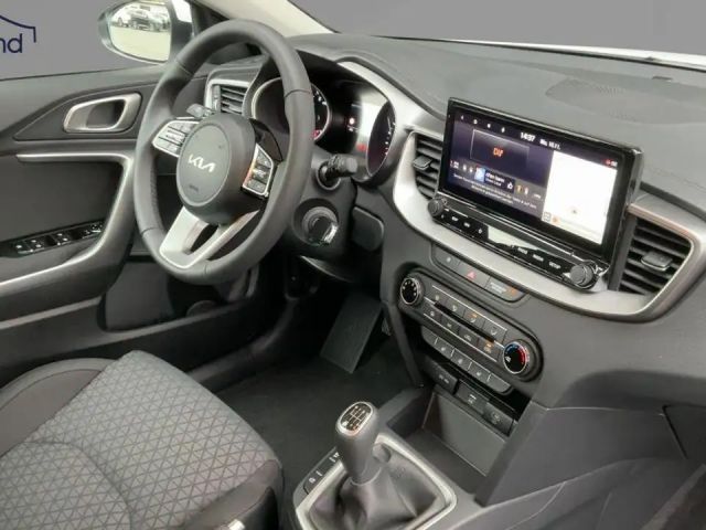 Kia Ceed / cee'd